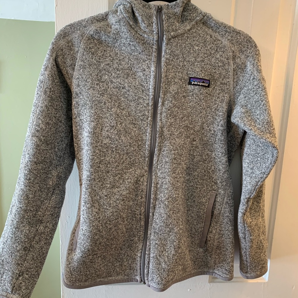 Patagonia Women’s Hooded Better Sweater Sz S grey